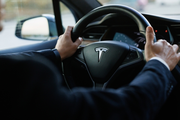 Volant d'un Tesla Model Y